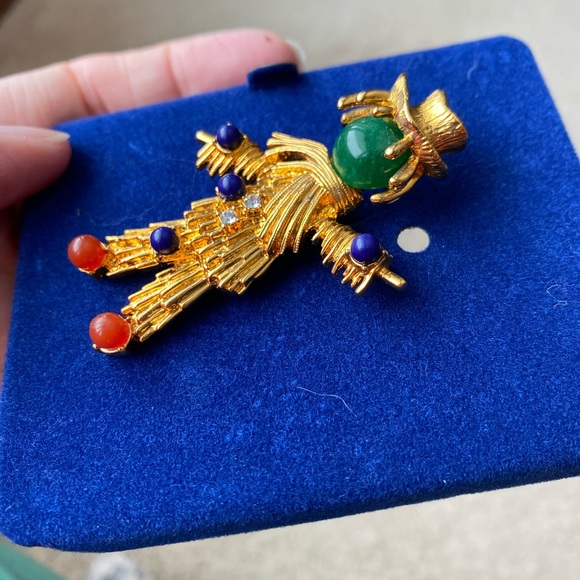 Camrose & Kross Gold Brooch scarecrow Jackie Kennedy